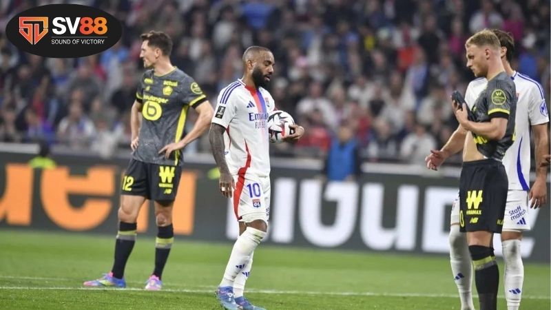 Soi kèo bóng đá Lille vs Lyon, 22h15 ngày 28/9, đội khách khó chơi 2 Thông tin lực lượng Lille vs Lyon